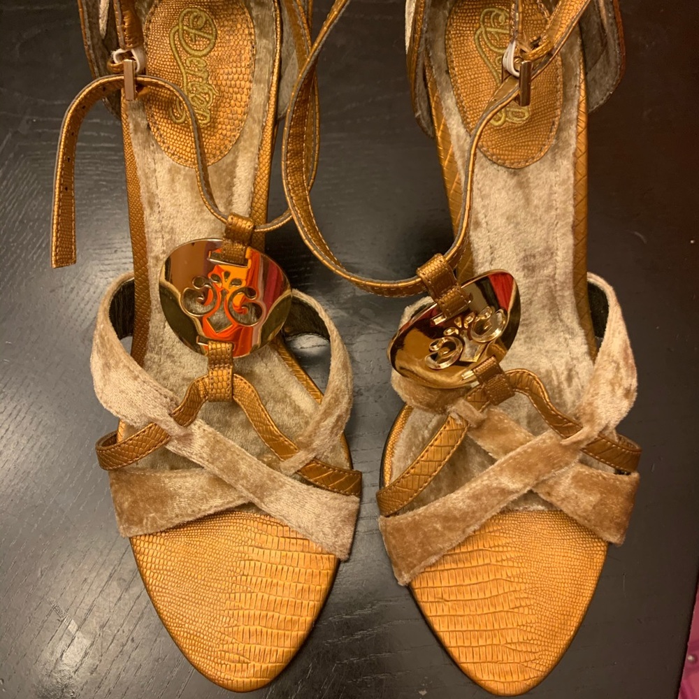 Dereon By Beyonce Heels